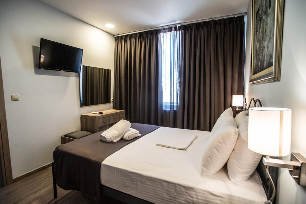 Argo Hotel 피레아스 외부 사진