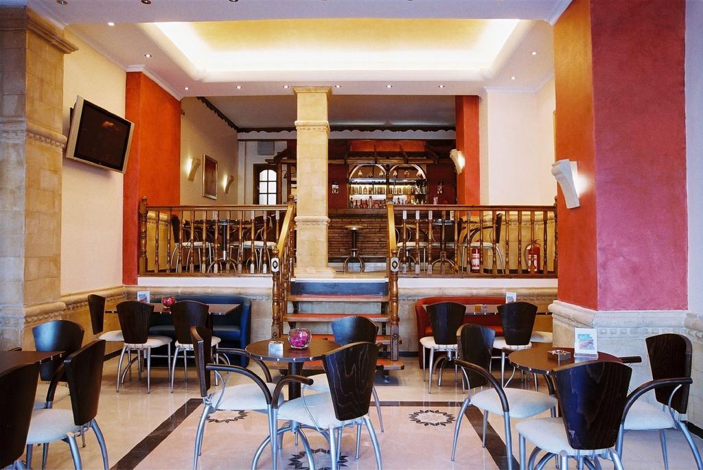 Argo Hotel 피레아스 외부 사진